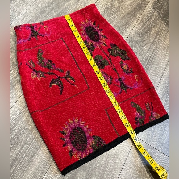 Vintage French Couture Ornel Soie Parisian made soft knit sunflower skirt Size 2 - Picture 5 of 5